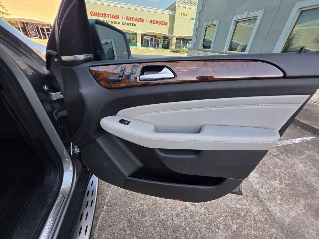 2015 Mercedes-Benz M-Class Image 21
