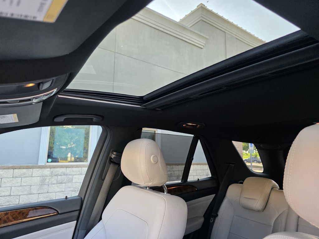 2015 Mercedes-Benz M-Class Image 27