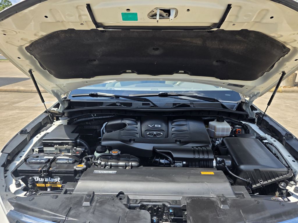 2014 INFINITI QX80 Image 31