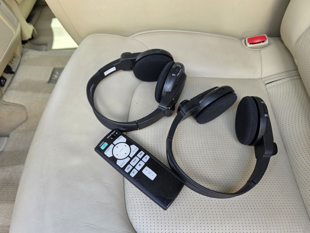 2014 INFINITI QX80 Image 34