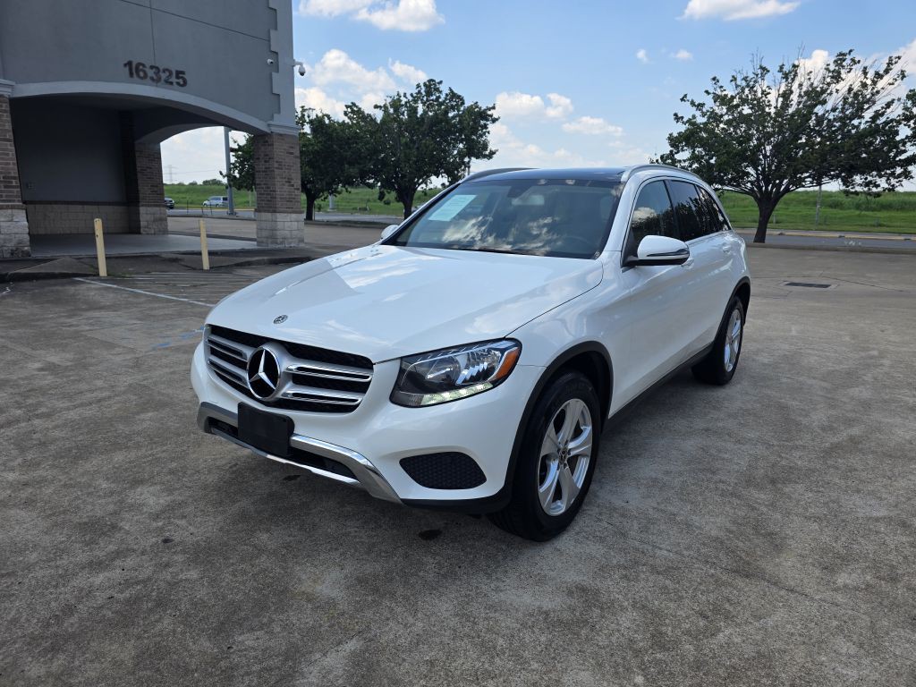 2018 Mercedes-Benz GLC-Class Image 1