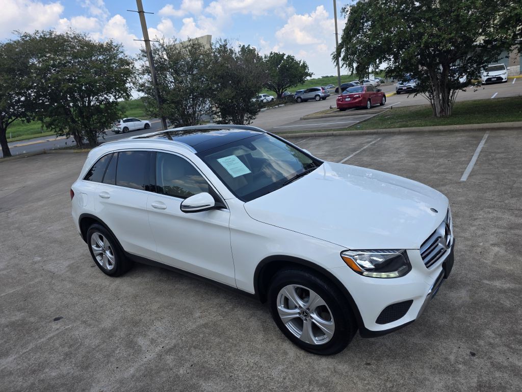 2018 Mercedes-Benz GLC-Class Image 9