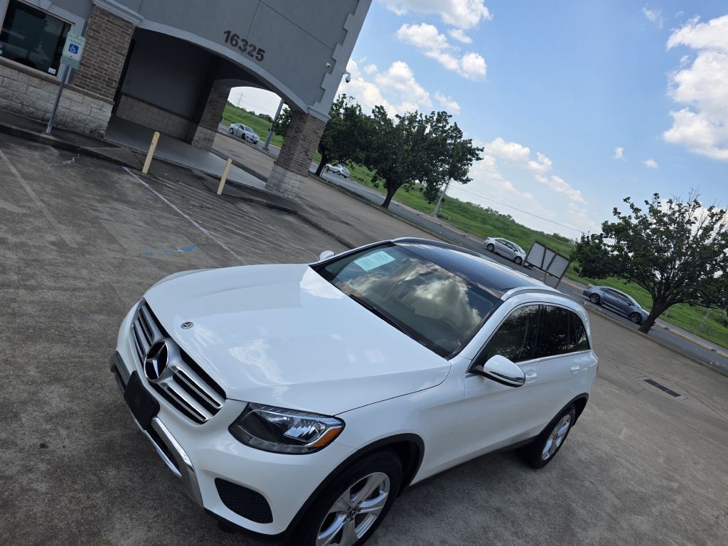 2018 Mercedes-Benz GLC-Class Image 10