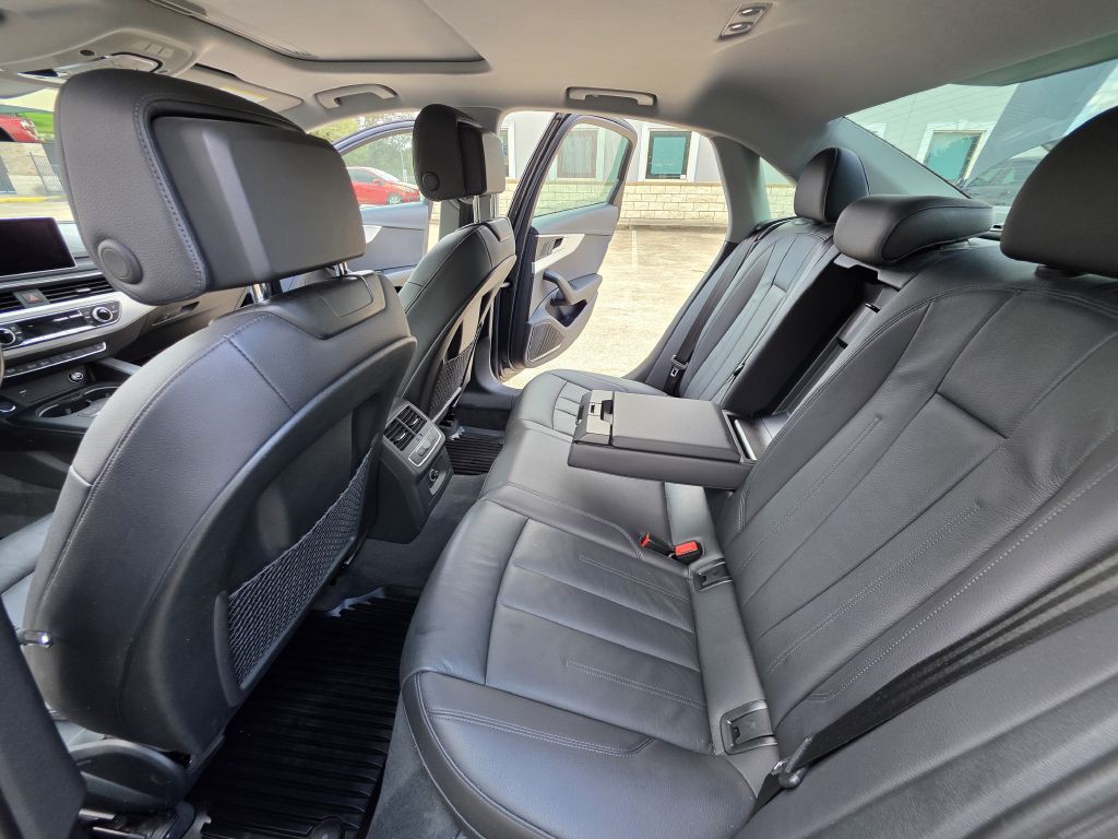 2018 Audi A4 Image 17
