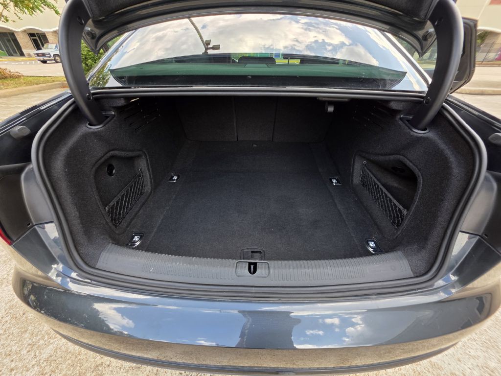 2018 Audi A4 Image 18