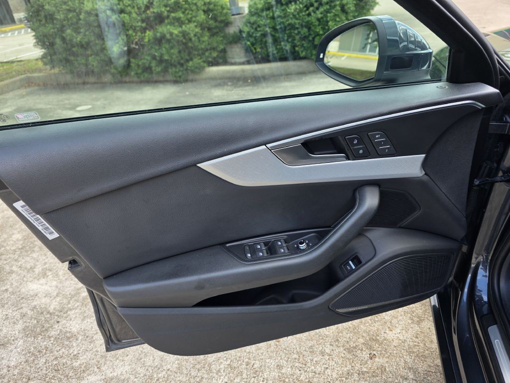 2018 Audi A4 Image 20