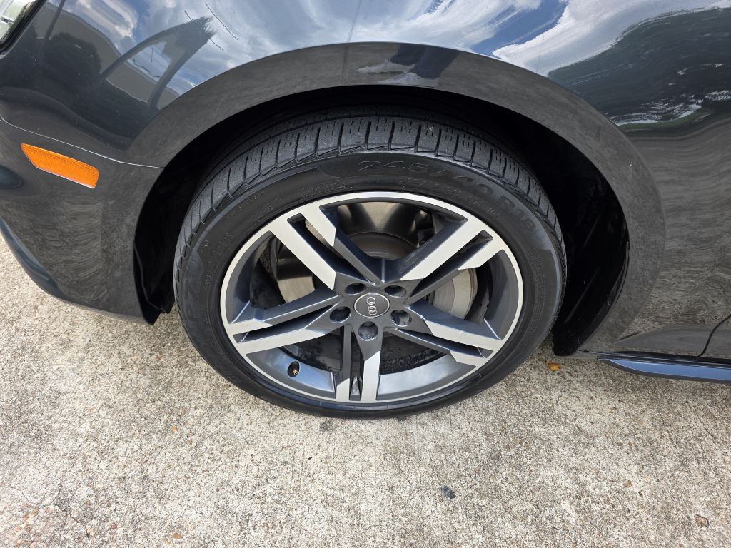2018 Audi A4 Image 29