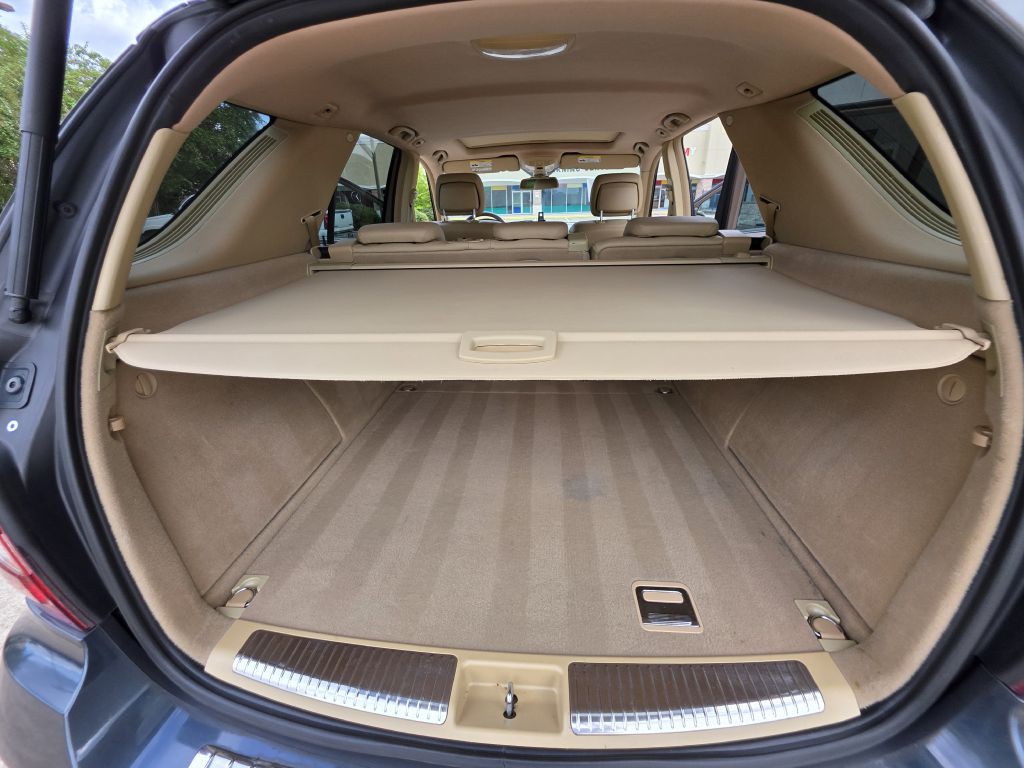 2011 Mercedes-Benz M-Class Image 18