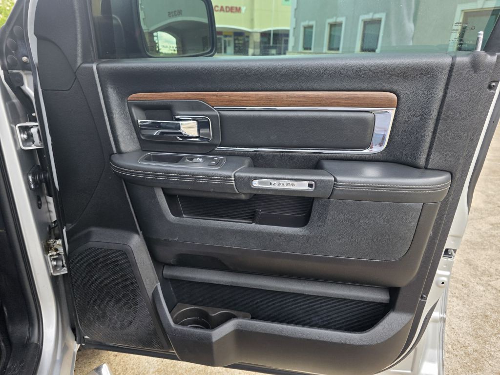 2017 RAM 1500 Image 25