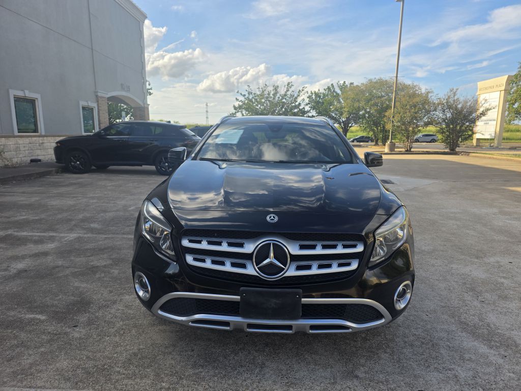 2018 Mercedes-Benz GLA-Class Image 2