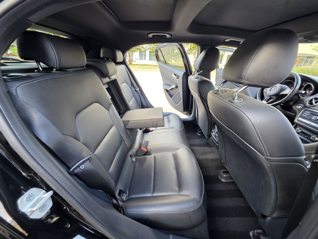 2018 Mercedes-Benz GLA-Class Image 17
