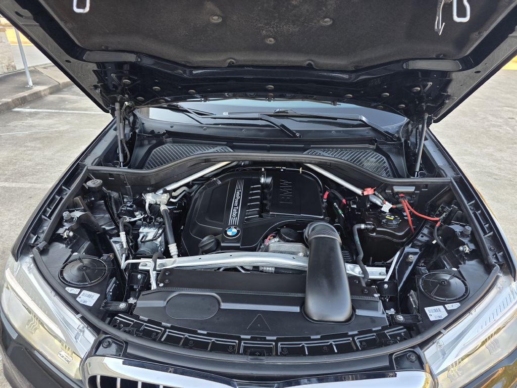 2015 BMW X5 Image 32