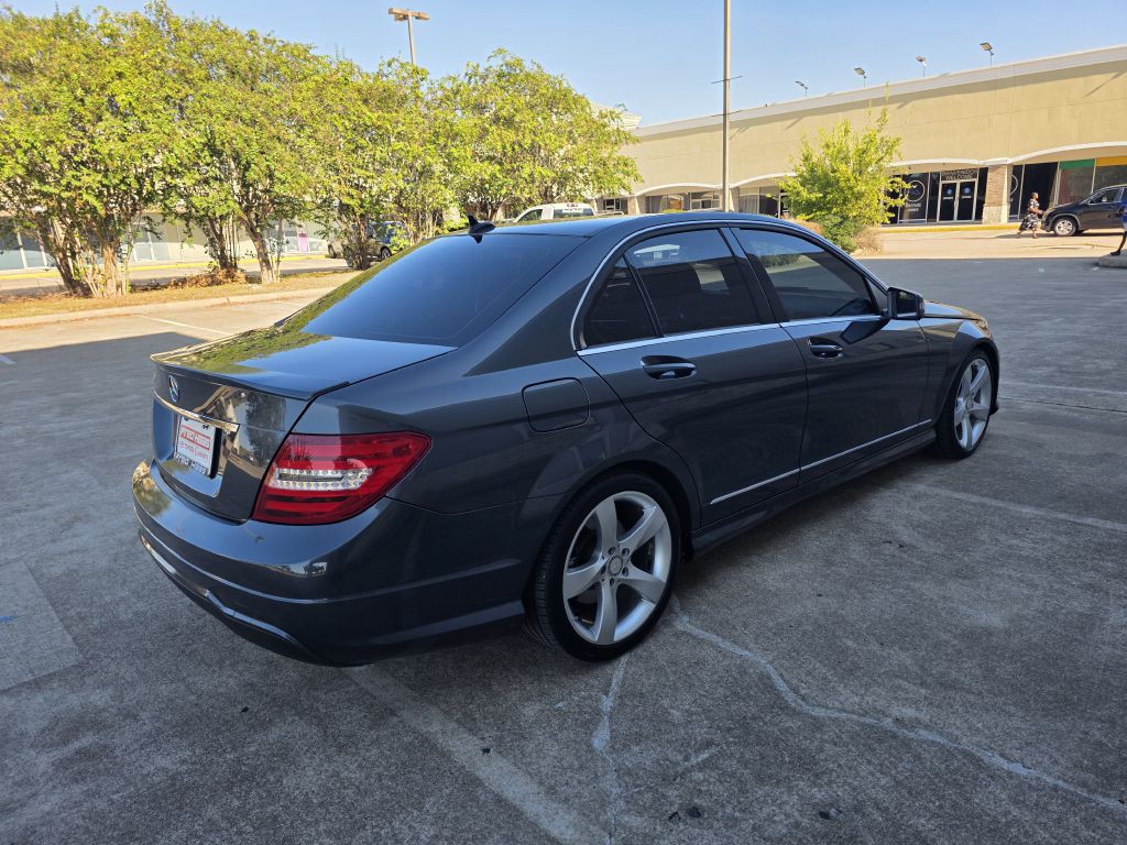 2014 Mercedes-Benz C-Class Image 5