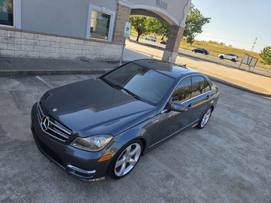 2014 Mercedes-Benz C-Class Image 8