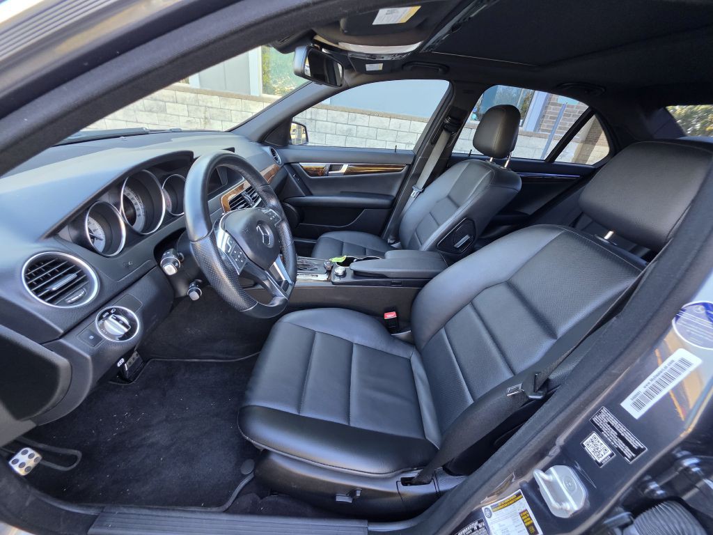 2014 Mercedes-Benz C-Class Image 9