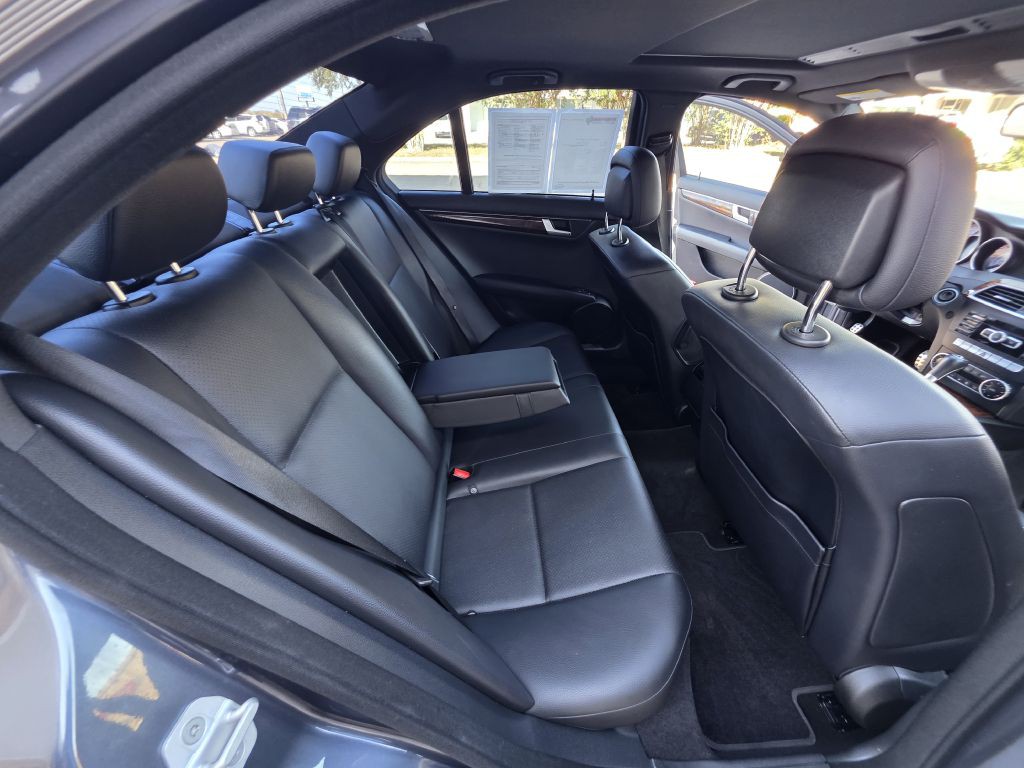 2014 Mercedes-Benz C-Class Image 13
