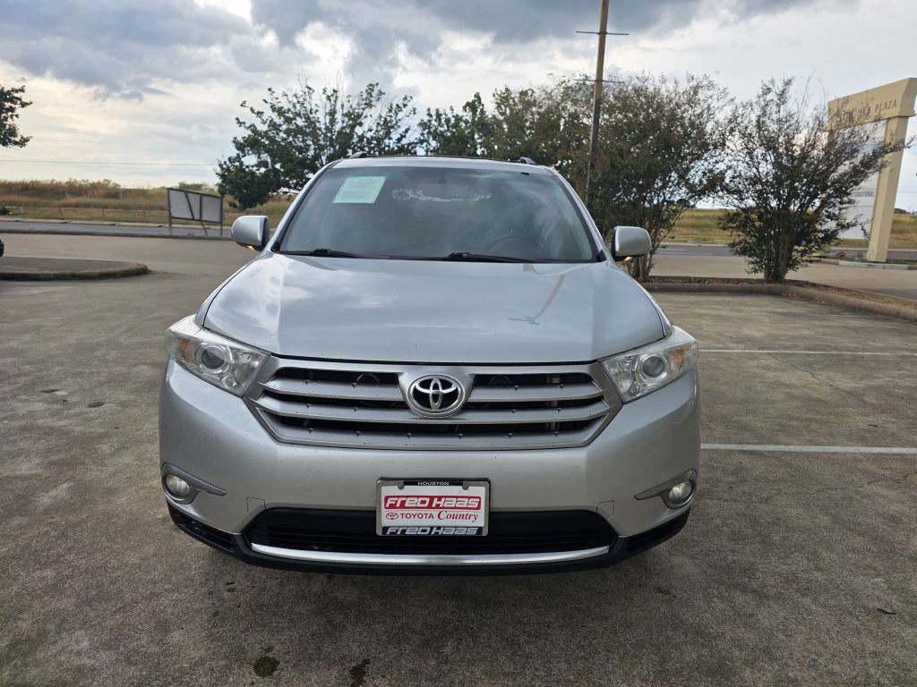 2012 Toyota Highlander Image 2