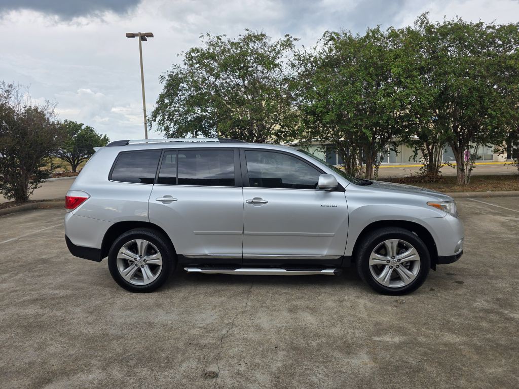 2012 Toyota Highlander Image 8