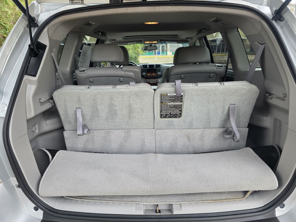 2012 Toyota Highlander Image 21