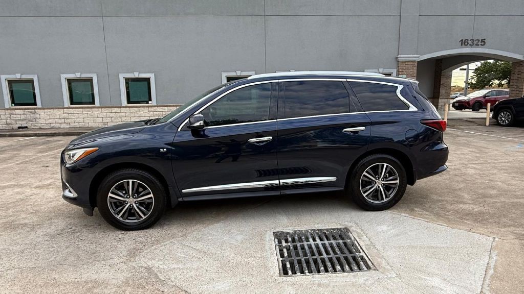 2016 INFINITI QX60 Image 4