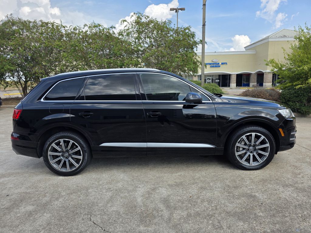 2017 Audi Q7 Image 8