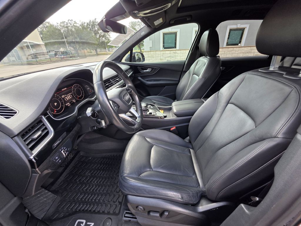 2017 Audi Q7 Image 11