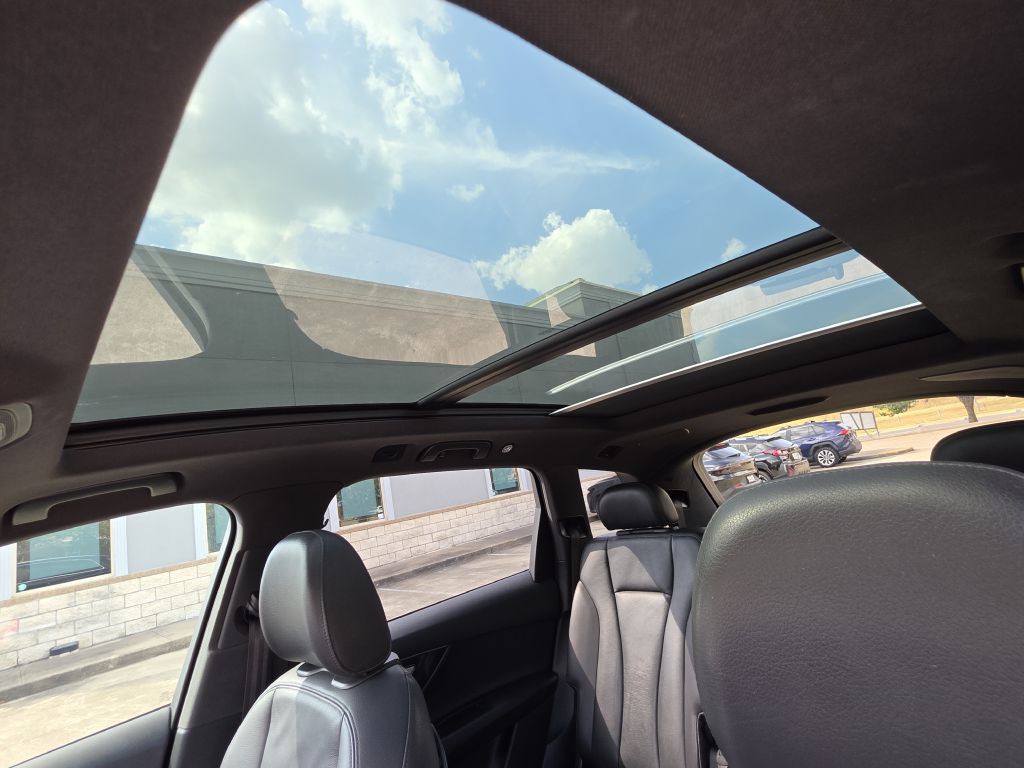 2017 Audi Q7 Image 26
