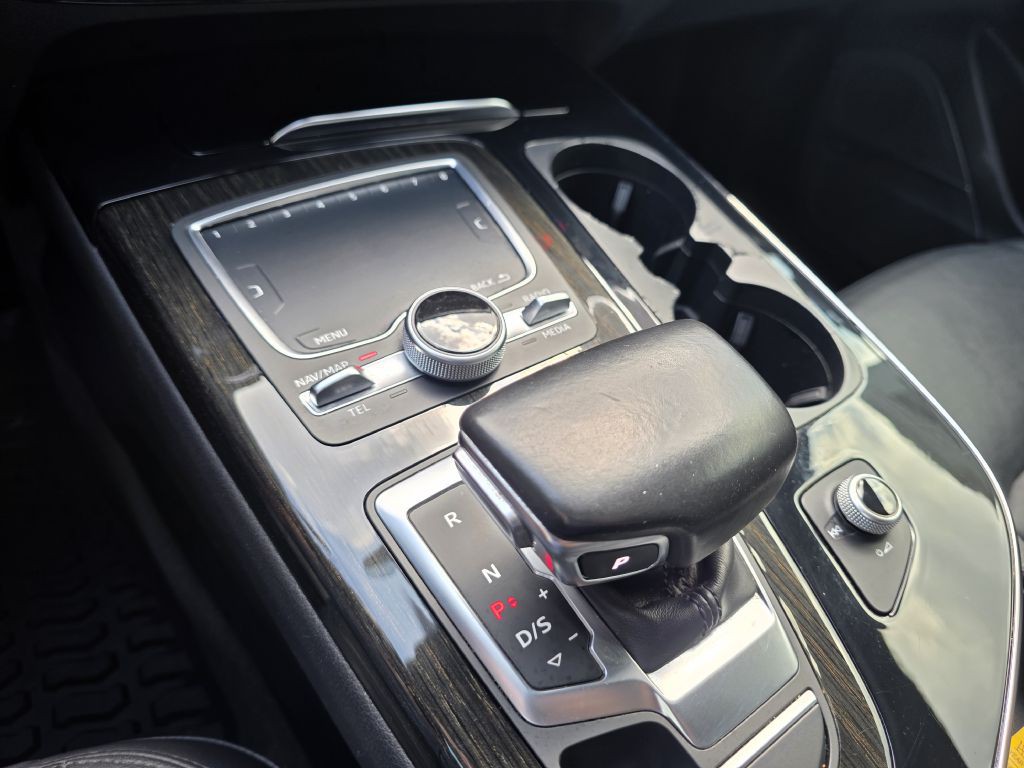 2017 Audi Q7 Image 30