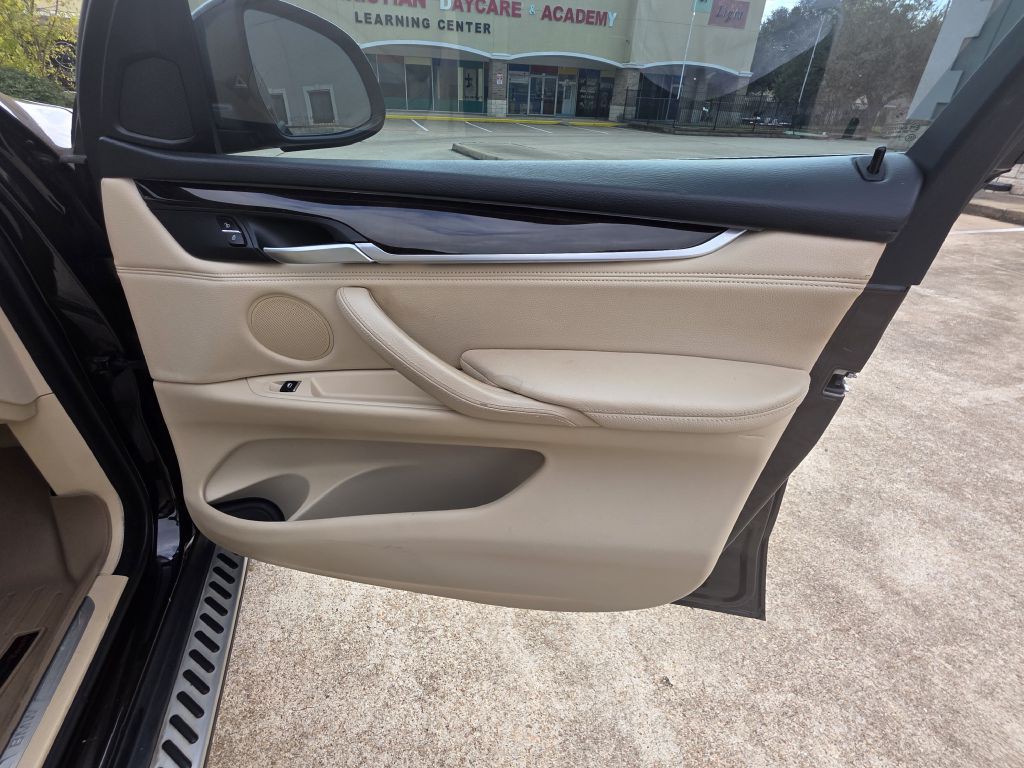 2014 BMW X5 Image 16