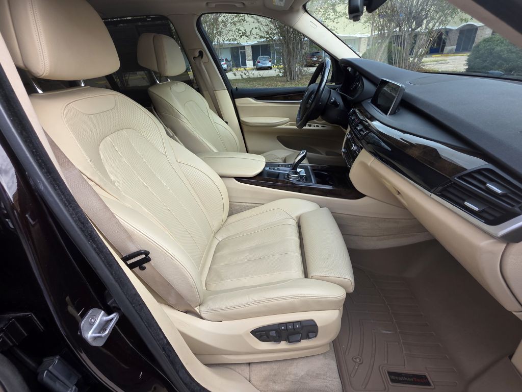 2014 BMW X5 Image 17