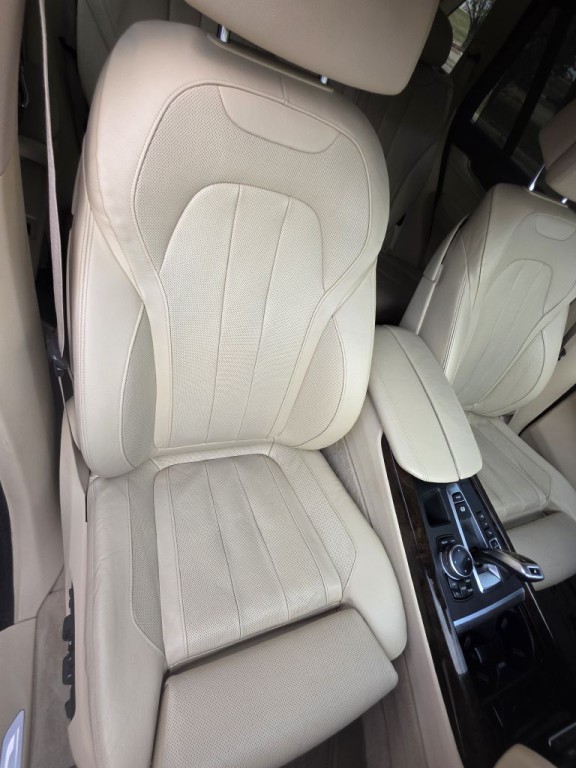 2014 BMW X5 Image 19