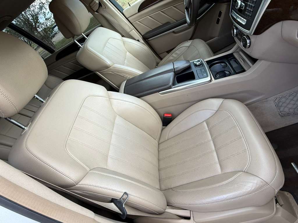 2014 Mercedes-Benz GL-Class Image 14