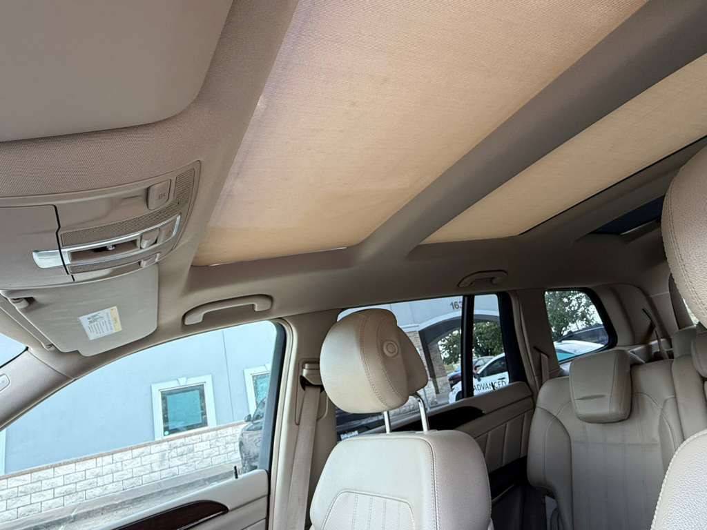 2014 Mercedes-Benz GL-Class Image 26