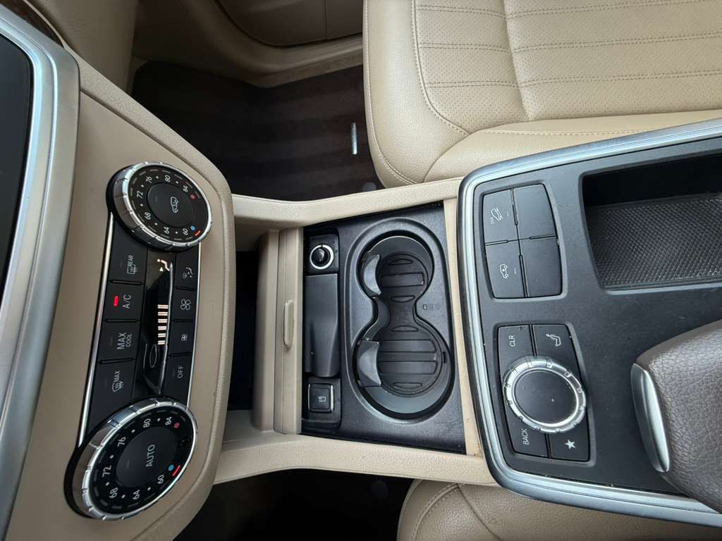 2014 Mercedes-Benz GL-Class Image 31