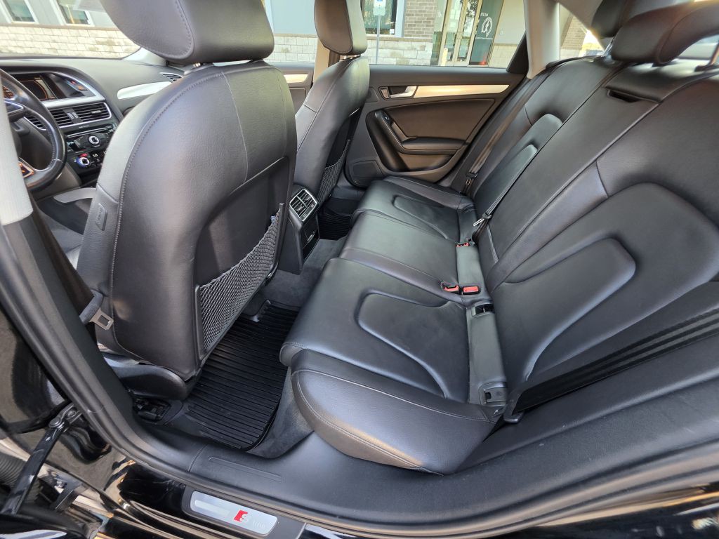 2016 Audi A4 Image 17