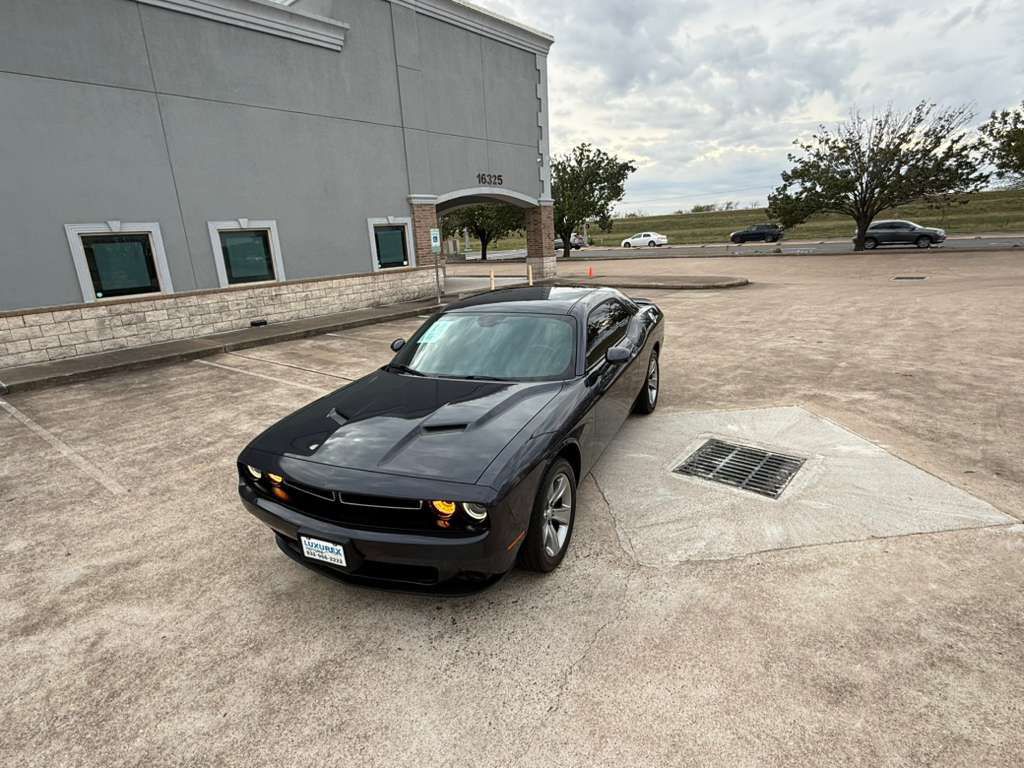 2019 Dodge Challenger Image 9