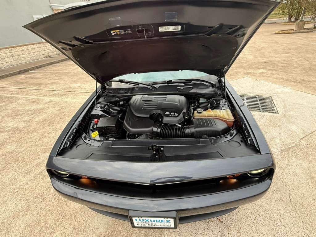 2019 Dodge Challenger Image 24