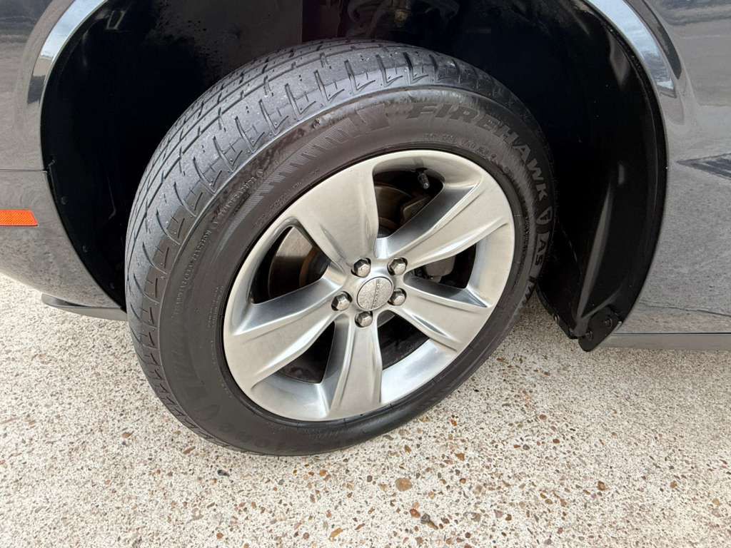 2019 Dodge Challenger Image 30