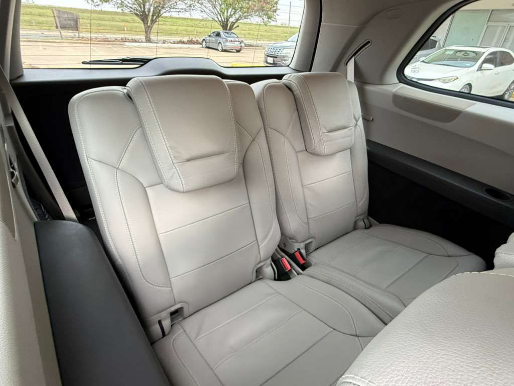 2015 Mercedes-Benz GL-Class Image 24