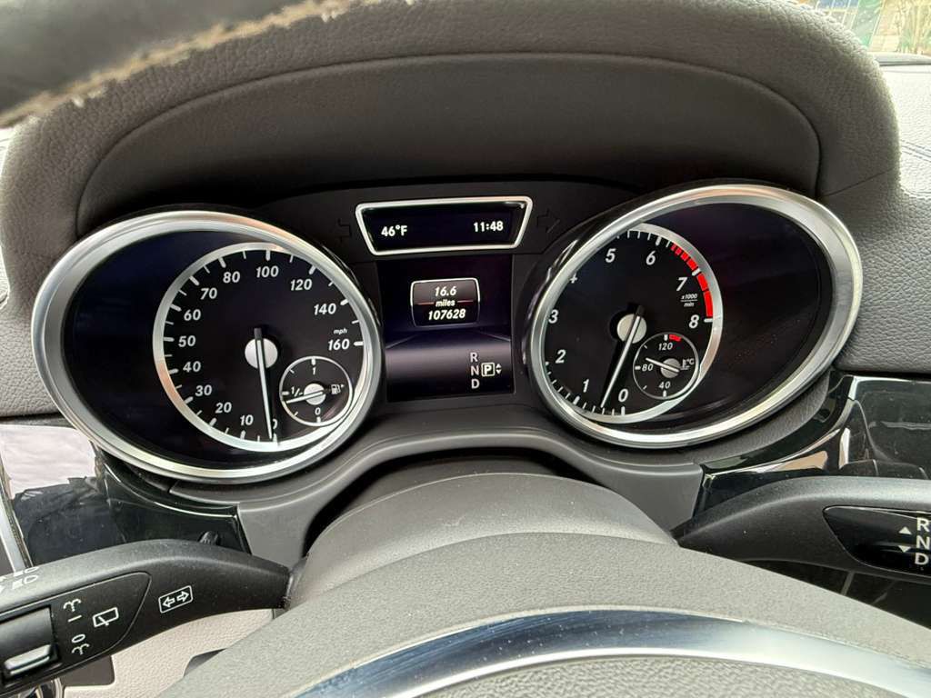 2015 Mercedes-Benz GL-Class Image 28