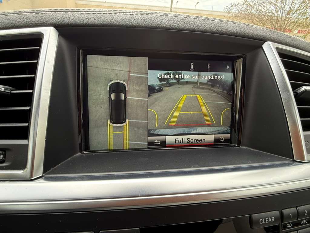 2015 Mercedes-Benz GL-Class Image 30