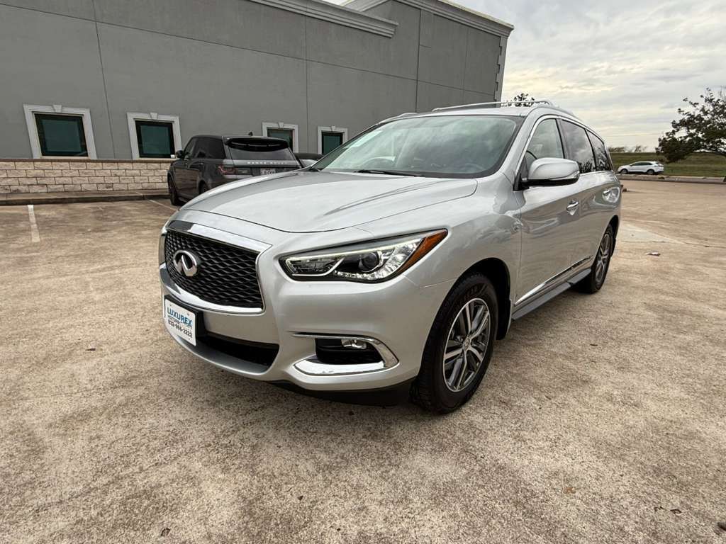 2017 INFINITI QX60 Image 1