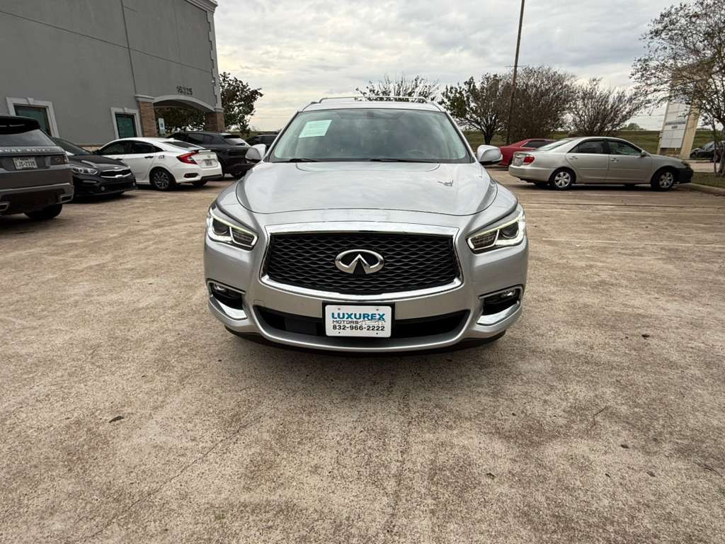 2017 INFINITI QX60 Image 2