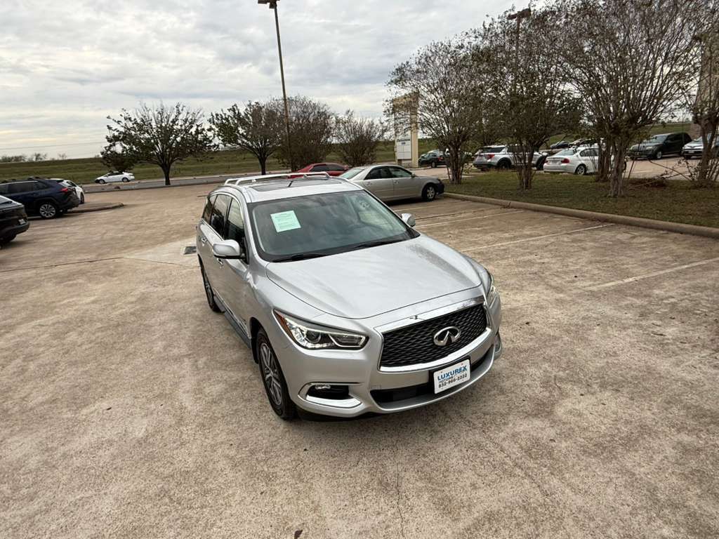 2017 INFINITI QX60 Image 10