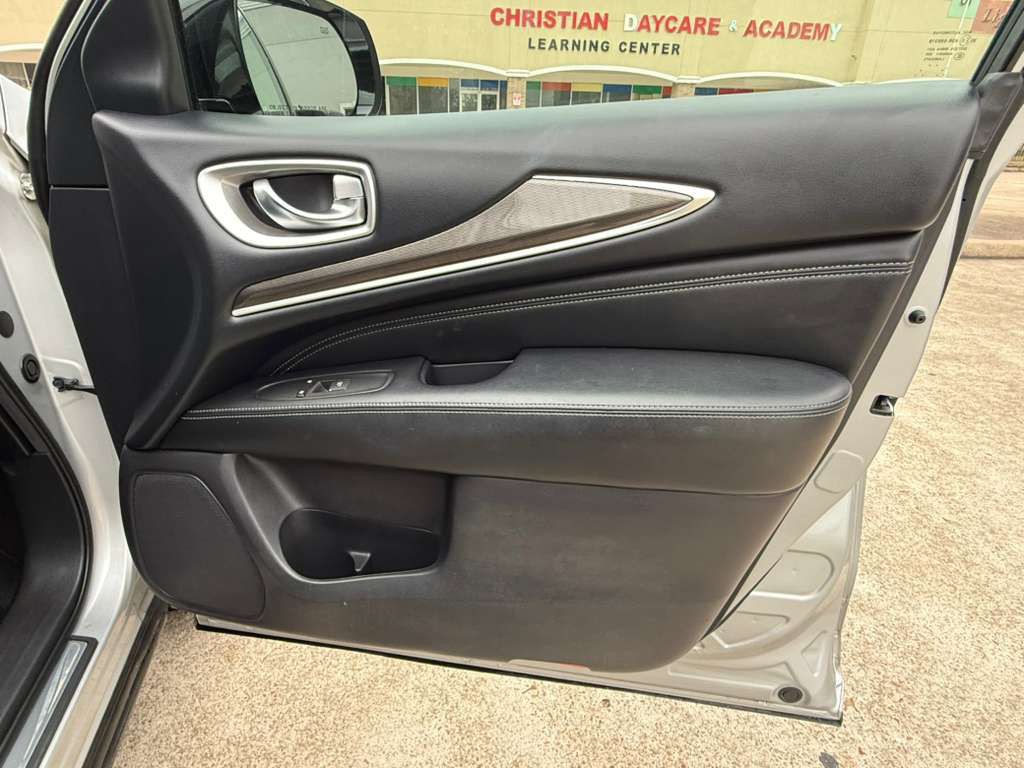 2017 INFINITI QX60 Image 21