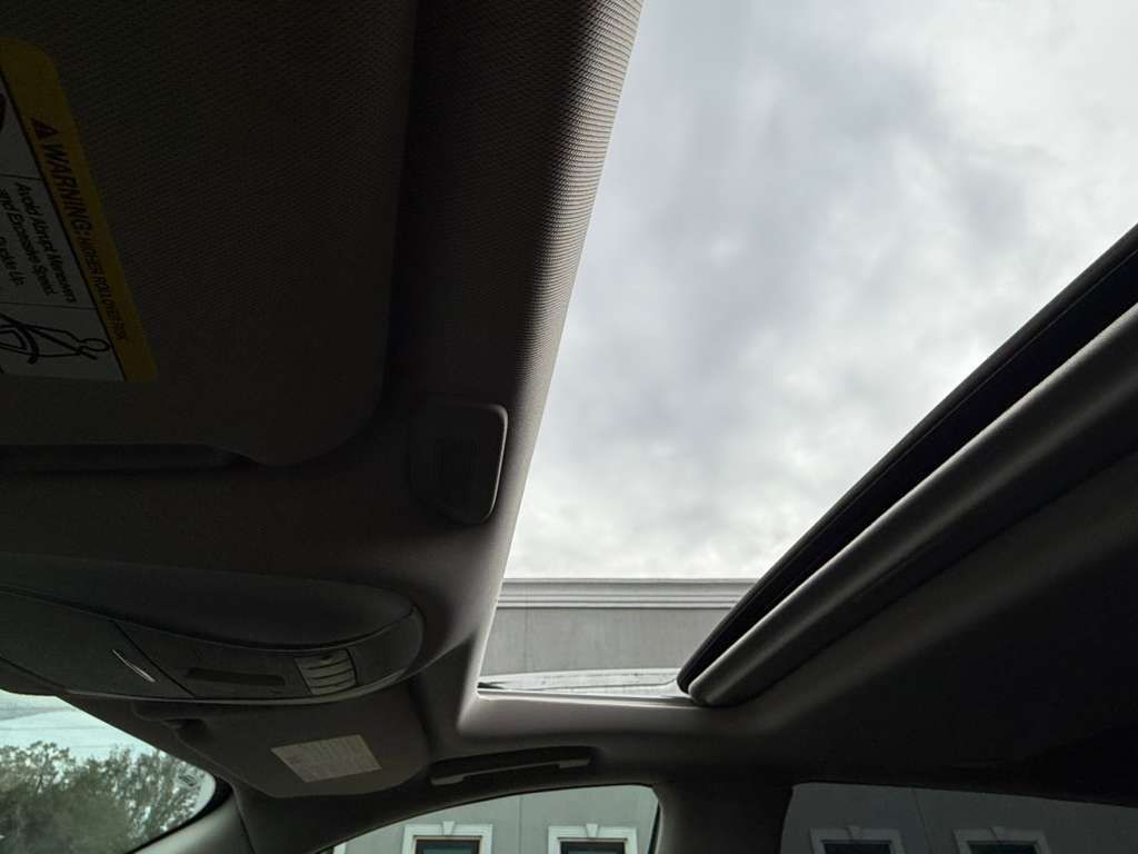 2017 INFINITI QX60 Image 33