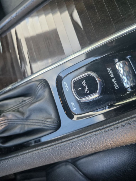 2016 Volvo XC90 Image 24