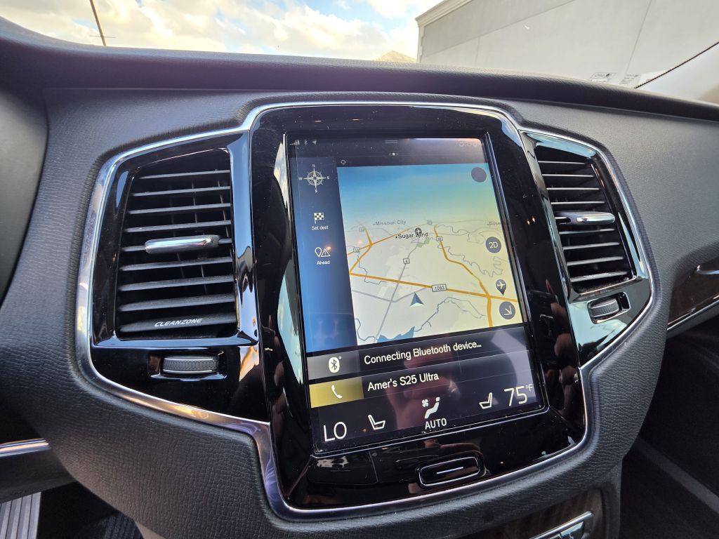 2016 Volvo XC90 Image 25