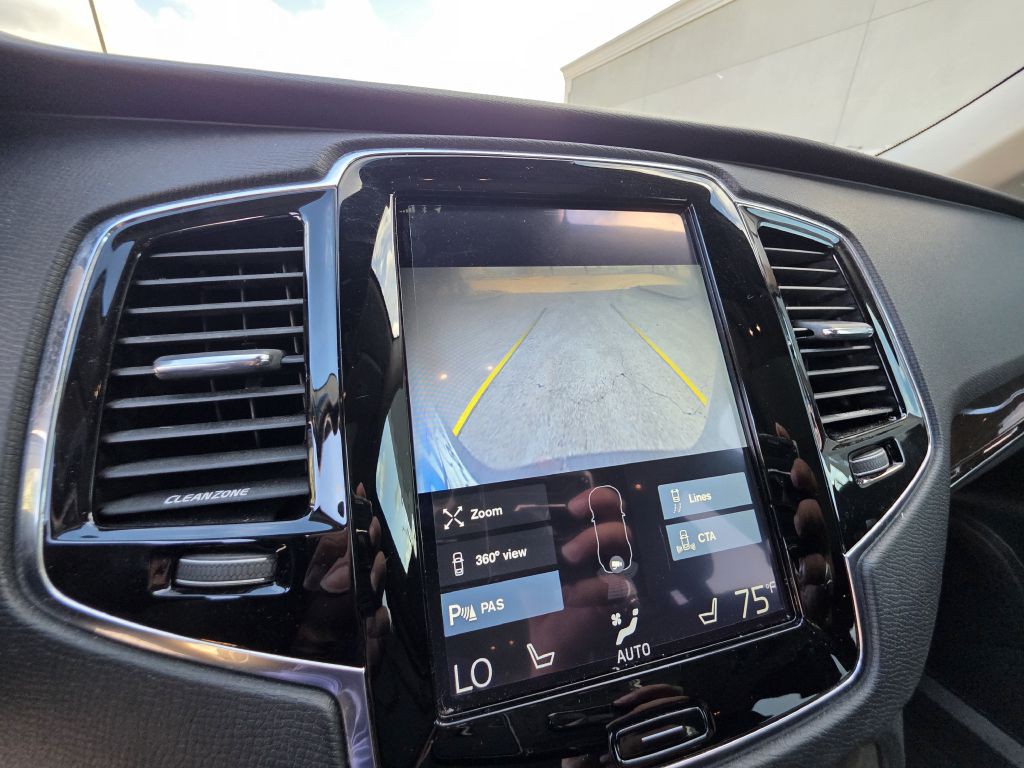 2016 Volvo XC90 Image 26