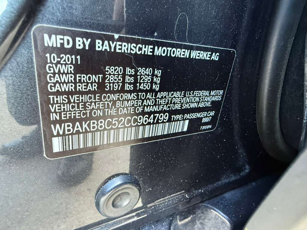 2012 BMW 7 Series Image 34